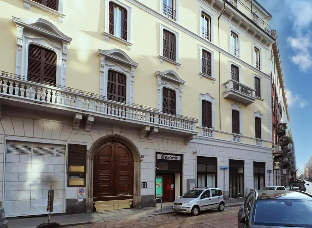 J'Adore Brera Design Apartment Milan Italy